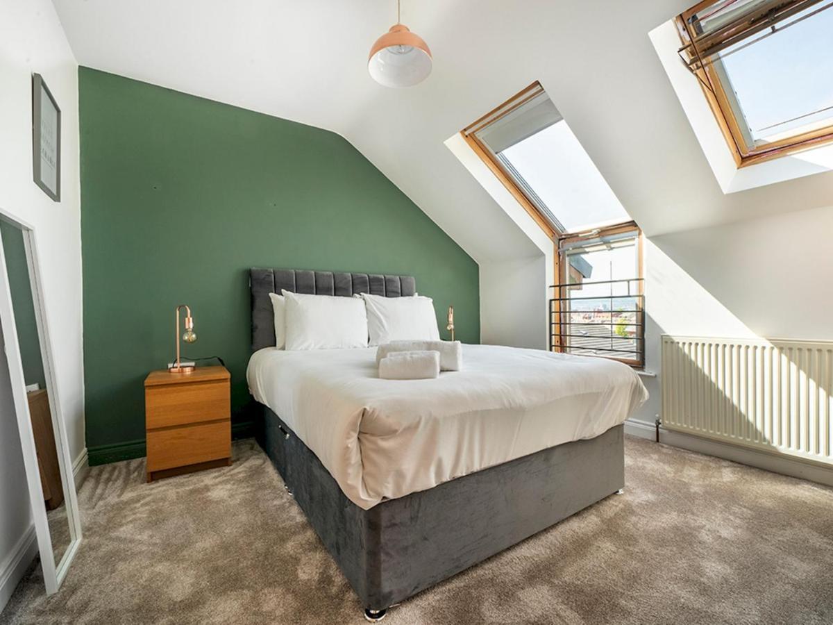 Apartament Titanic View Penthouse - Gated Complex - Parking Belfast Zewnętrze zdjęcie